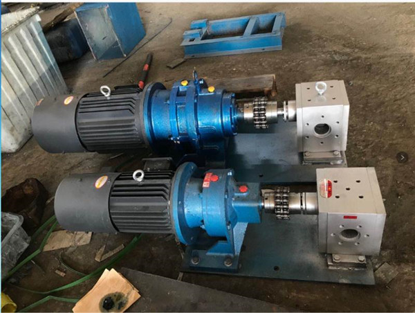 熔噴泵(beng)、烷體泵、熱熔膠(jiāo)泵--有現貨