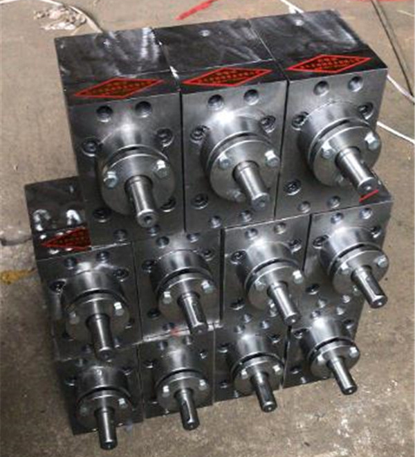 熔噴泵、烷體泵(bèng)、熱熔膠泵--有現(xian)貨