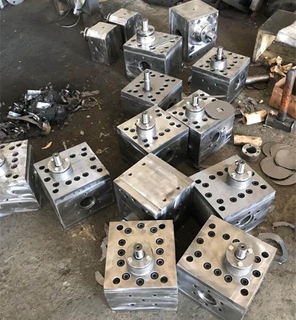 熔噴泵(beng)、烷體泵、熱熔膠(jiāo)泵--有現貨